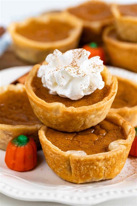 Raw Pumpkin Pie Bites