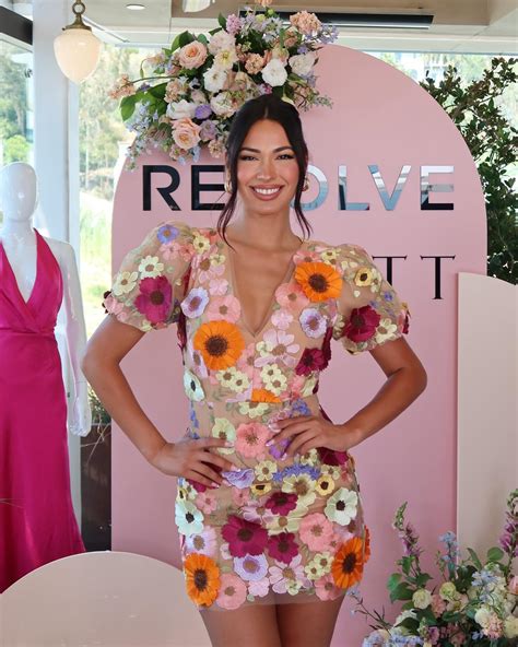 Katherine LaPrell 🌹 | When in doubt, wear flowers 🤭🩷🌸 This is the most innocent I’ve ever looked ...