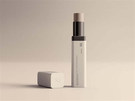 Free Lip Balm Mockup (PSD)