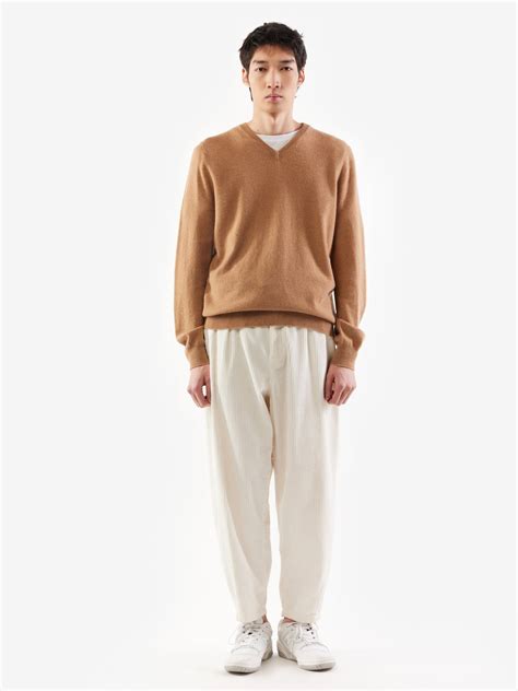 Ultimate Men's Cashmere Sweater Collection | GOBI Cashmere