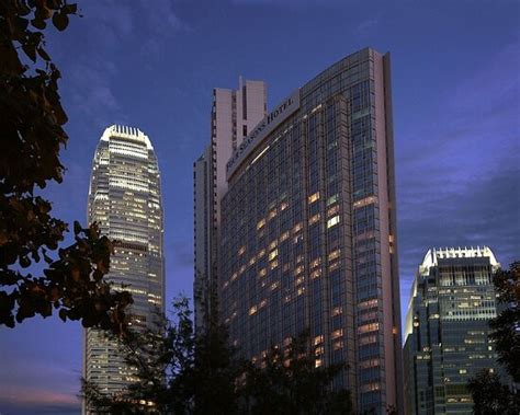 FOUR SEASONS HOTEL HONG KONG - Hotel Reviews, Photos, Rate Comparison ...