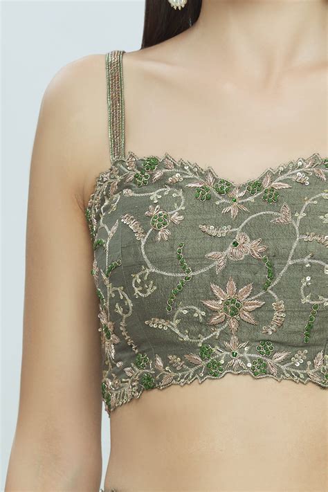 Buy Embellished Lehenga Set by Pleats by Kaksha & Dimple at Aza ...