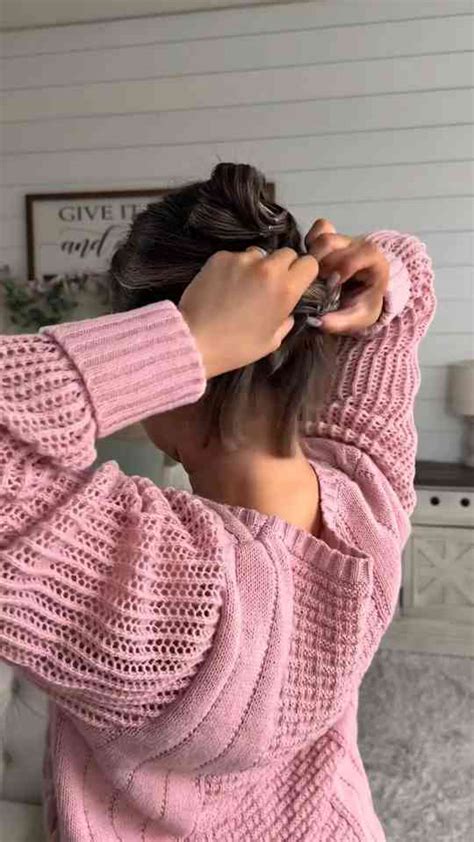 Flower claw clip hairstyle