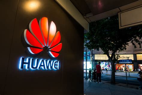 Huawei removes autonomous driving director after comments about Tesla ...