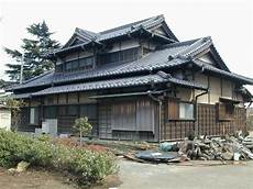 An Architects House That Melds Traditional Japanese And Ukranian Ethos In A Modern Shell by Exteriors Of Japanese Houses Diposkan Oleh Ozan Felix An Architects House That Melds Traditional Japanese And Ukranian Ethos In A Modern Shell