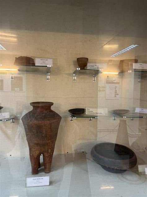 Megalithic Pottery - MG School of Social Sciences : MG School of Social ...