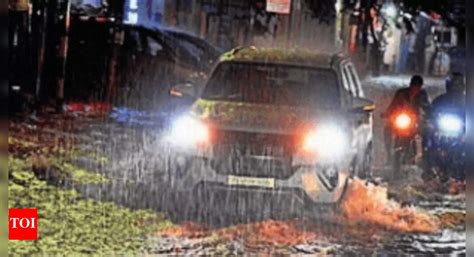 3 swept away as heavy rains lash several areas in Hyderabad | Hyderabad ...