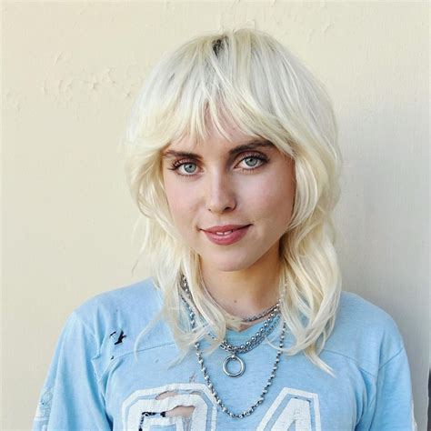 22 Dyed Wolf Cuts To Add A Pop Of Color To Your Style