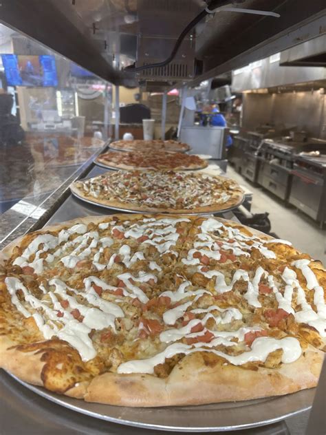 Italian Cuisine in Stoneham, MA - Charlie's On Main Pizza