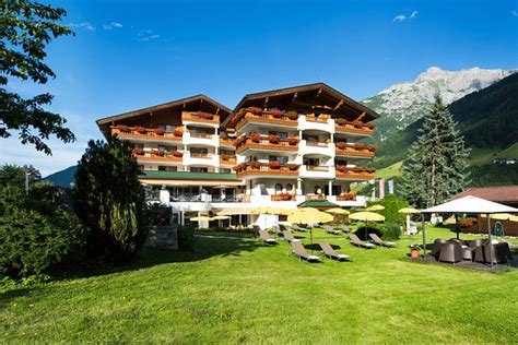 HOTEL DER STUBAIERHOF (Neustift im Stubaital) - Hotel Reviews, Photos ...