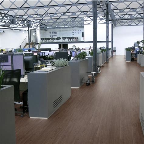 New Design Solid Core UV Cured Wood Texture Vinyl Plank Spc Flooring ...