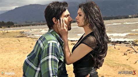 Sara Loren Murder3