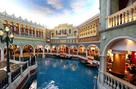 世界第一大赌场，坐落于207亿建造的酒店中，极尽奢华让人惊叹！_腾讯新闻