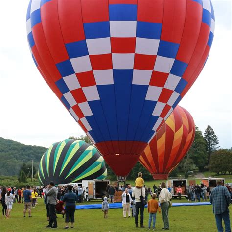 The 32nd Annual JPMorgan Chase Hudson Valley Hot-Air Balloon Festival ...