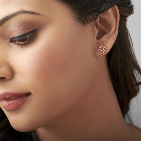 Dazzling Array Diamond Stud Earrings