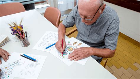 Crafts for Seniors 的图像结果