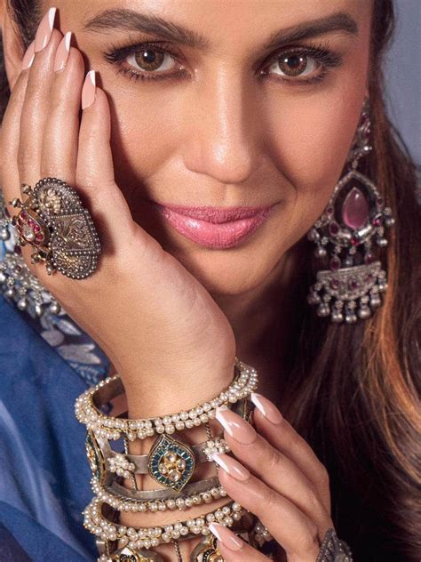 Buy Huma Qureshi In Oxidised Red Stone Rings With Ghungroo Online ...