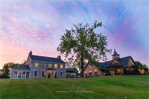 CEREMONY DECOR | Stone House of St. Charles