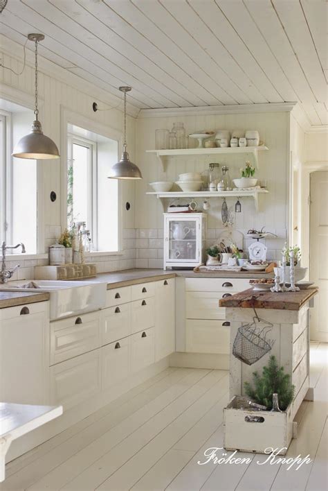 23 Best Cottage Kitchen Decorating Ideas and Designs for 2023