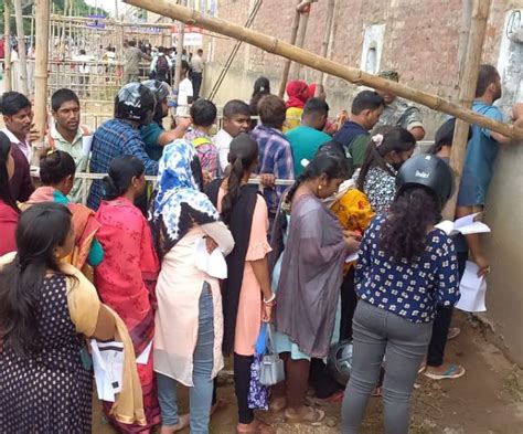 IND vs RSA 2nd ODI in Ranchi: आनलाइन टिकट लेने वाले लोग JSCA स्टेडियम ...