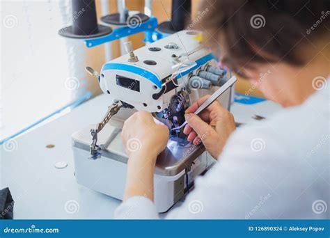 Tailor Sewing Machine 的图像结果
