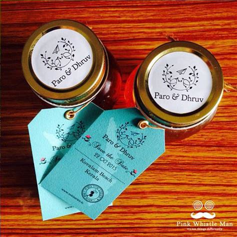 Wedding Card Ideas to Make the D-day Invites a Class Apart