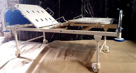 Dialysis Chair and Bed - Dialysis Bed Manual Manufacturer from Kundli