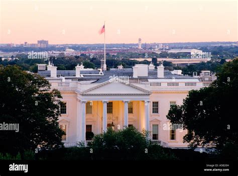 White House 的图像结果