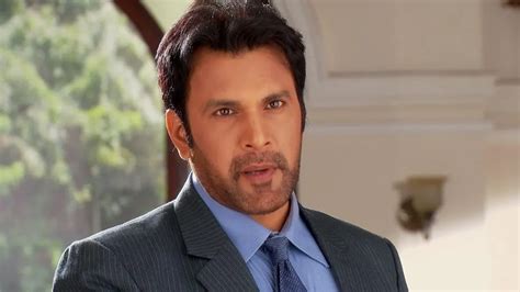 Watch Qubool Hai TV Serial 20th December 2012 Full Episode 39 Online on ...