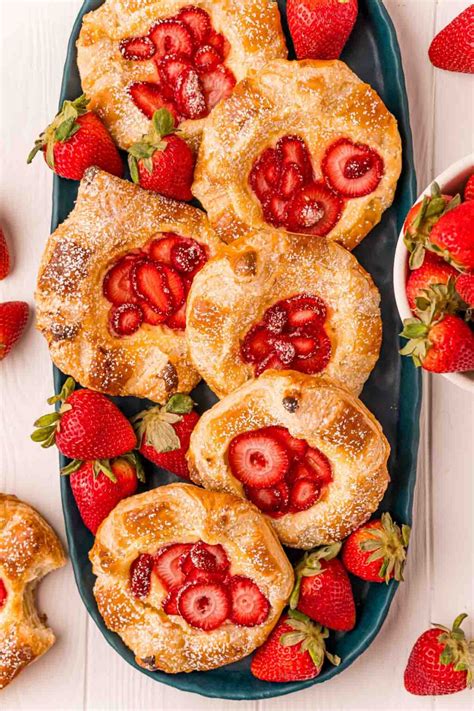 Easy Strawberry Danishes with Cream Cheese Filling - Play Party Plan