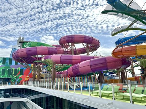 Are cruises worth it? The Pros and Cons of a Cruise Vacation