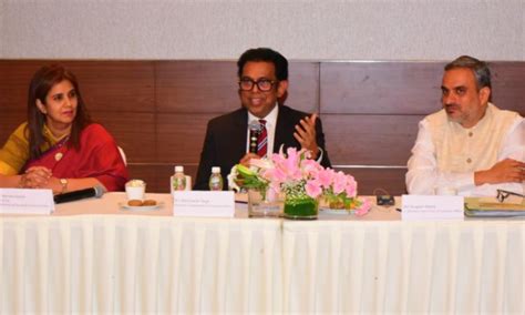 Government Urges E-commerce Firms to Combat "Dark Patterns"