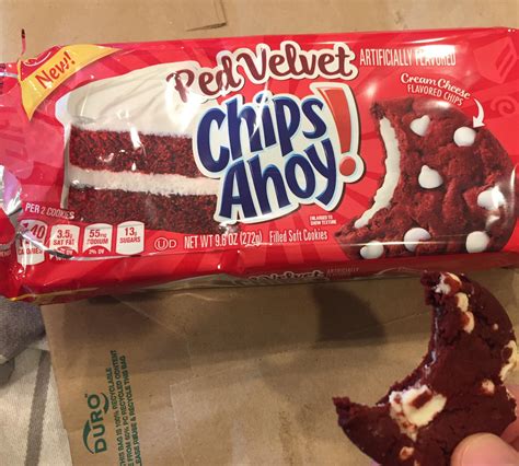 Red Velvet Chips Ahoy : r/ExpectationVsReality