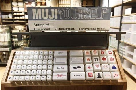 Go Crazy Stamping Your Notebooks With Eiffel Towers, Flowers