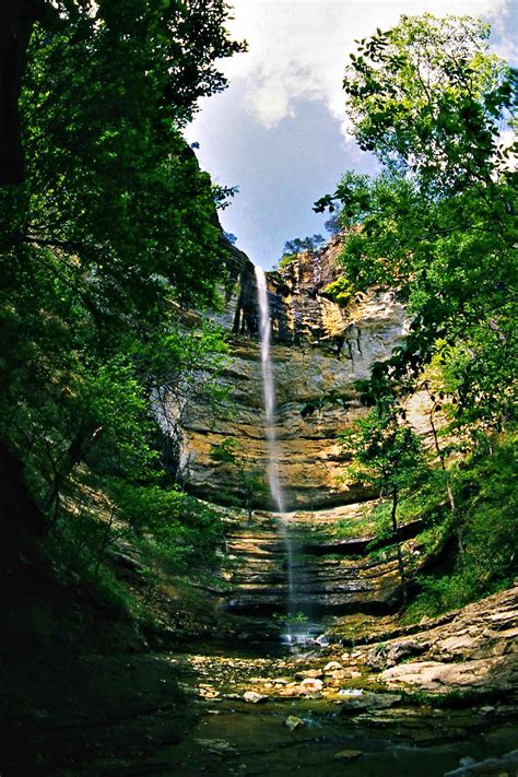 The 17 Best Waterfalls In Arkansas