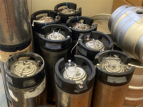 How Many Beers in a Keg - Use This Keg Size Chart To Compare