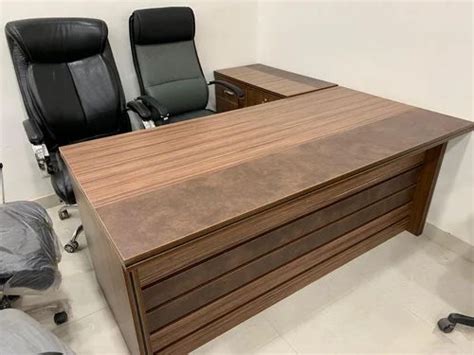 Office Tables - Wooden Office Tables Manufacturer from New Delhi