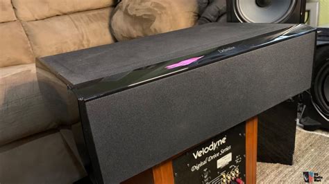 Definitive Technology CS Channel 的图像结果