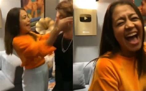 ਨੇਹਾ ਕੱਕੜ ਨੇ ਸ਼ਰੇਆਮ Tik Tok ਸਟਾਰ ਰਿਆਜ਼ ਅਲੀ ਦੇ ਮਾਰਿਆ ਥੱਪੜ, ਵੀਡੀਓ ਵਾਇਰਲ ...