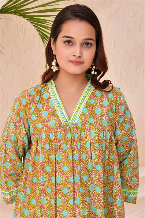 Green Rust Abstract Print Kafty Lounge Dress – thesaffronsaga