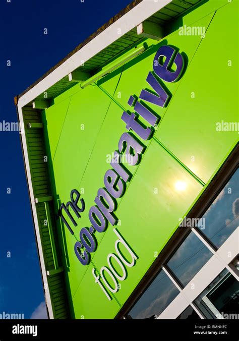 The Co-operative Local Store 的图像结果