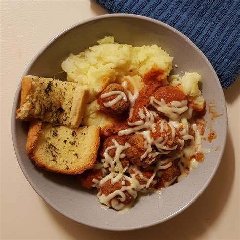 Saved my calories for one of my all time favourite meals - meatballs ...