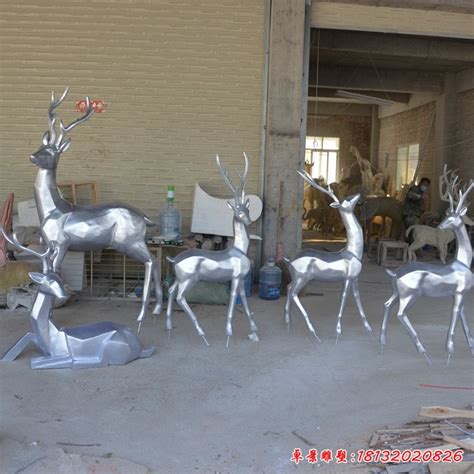不锈钢镜面鹿雕塑 - 卓景雕塑公司
