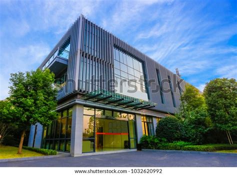 Red Commercial Complex 的图像结果