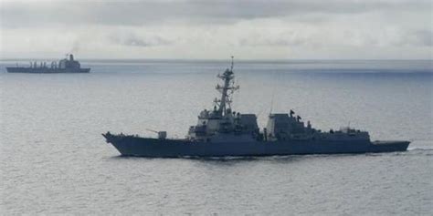 中国军方警告闯永暑礁12海里美舰 要其离开领海_手机新浪网