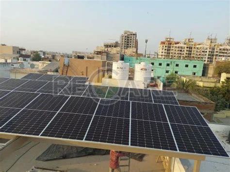 Residential Bifacial Solar Panel System Installation Service in ...