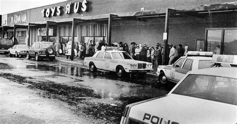 The rise and fall of Black Friday | FOX6 Milwaukee