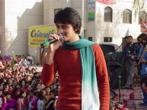 Atif Aslam Birthday Interesting Facts; India Pakistan | Jal Band