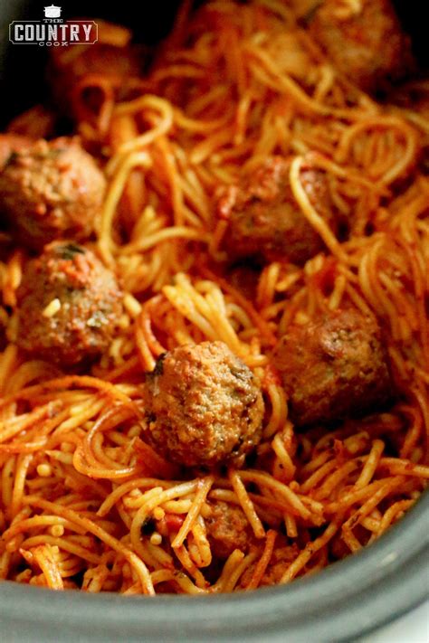 Slow Cooker Spaghetti and Meatballs (crock pot) | Slow cooker spaghetti ...
