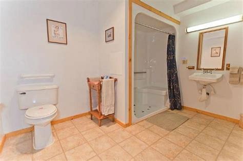 ANNIE MAE LODGE (Gustavus, Alaska) - B&B Reviews, Photos, Rate ...